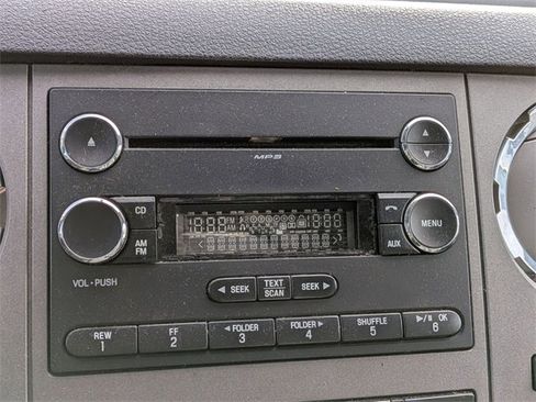 Used 2012 Ford F250 XLT w/ Snow Plow Prep Pkg image 17