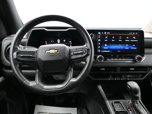 Used 2023 Chevrolet Colorado W/T RWD image 16