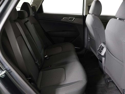 Used 2023 Kia Sportage LX FWD image 31