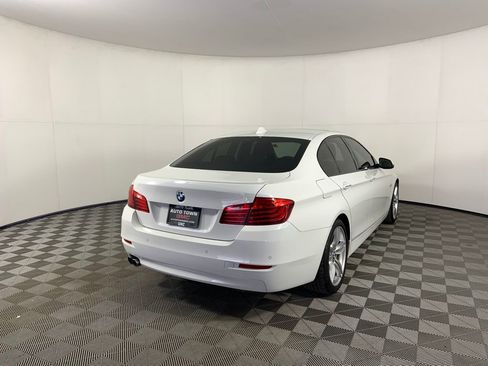 Used 2016 BMW 528i 528i 4D Sedan image 3