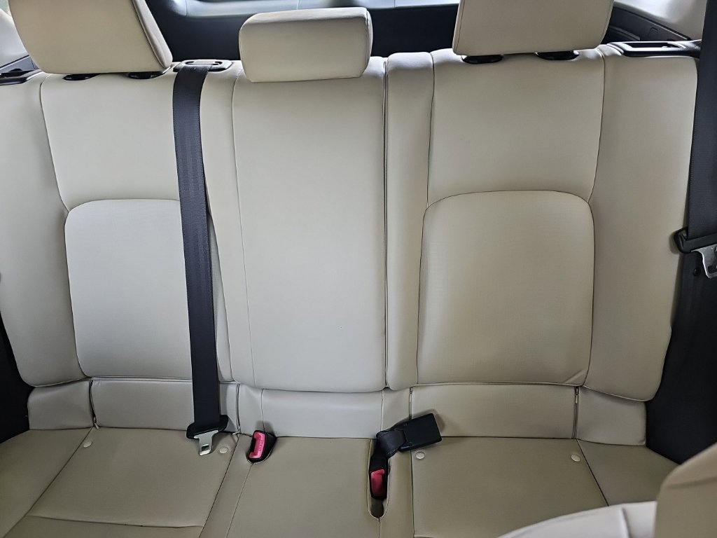 Used 2012 Lexus CT 200h Premium FWD image 15