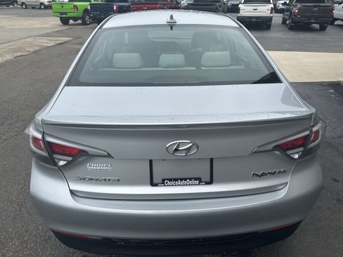 Used 2017 Hyundai Sonata SE FWD image 10