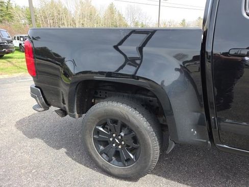 Used 2021 Chevrolet Colorado Z71 w/ Z71 Midnight Edition image 34