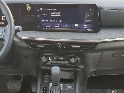 Certified 2026 Nissan Kicks SV FWD image 18