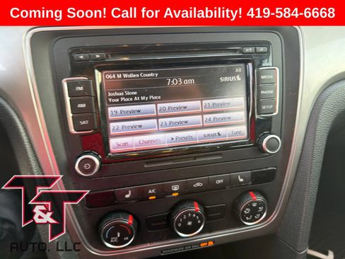 Used 2015 Volkswagen Passat 1.8T Limited Edition FWD image 8