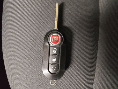 Used 2016 FIAT 500 Pop image 32