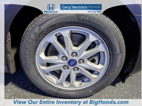 Used 2020 Ford Transit Connect XLT image 14