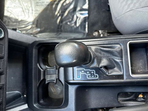 Used 2020 Toyota Tacoma SR RWD image 33