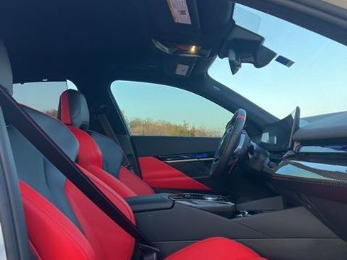 Used 2026 BMW M5 w/ Carbon Package image 24