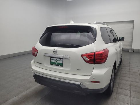 Used 2020 Nissan Pathfinder SL FWD image 9