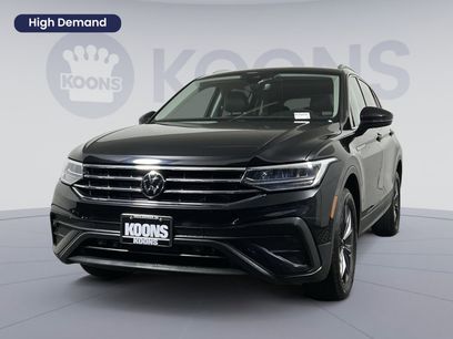 Used 2022 Volkswagen Tiguan SE