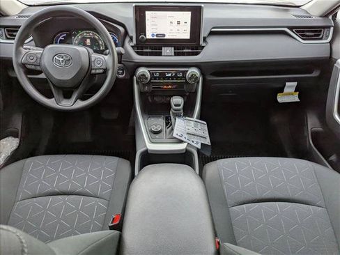 New 2025 Toyota RAV4 XLE w/ Convenience Package AWD/4WD image 14