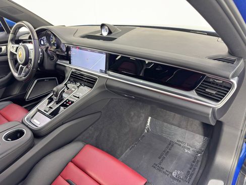 Used 2019 Porsche Panamera 4 Executive w/ Premium Package Plus AWD/4WD image 15