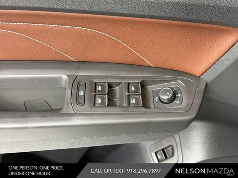 Used 2023 Volkswagen Atlas SEL Premium R-Line AWD/4WD image 21