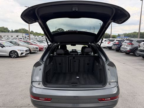 Used 2018 Audi Q3 2.0T Premium AWD/4WD image 11