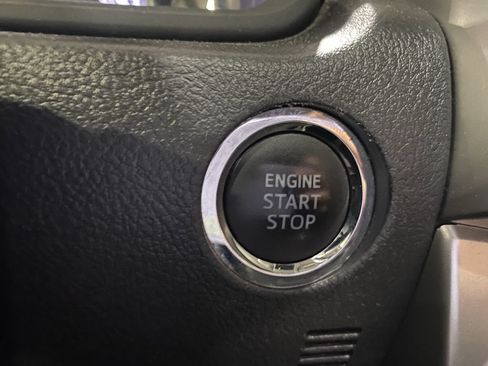 Used 2023 Toyota 4Runner Limited AWD/4WD image 14