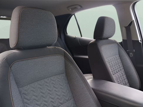 Used 2022 Chevrolet Equinox LT FWD image 19