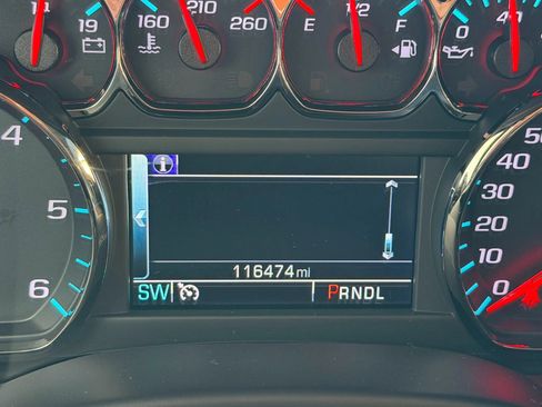 Used 2018 Chevrolet Tahoe LS image 11