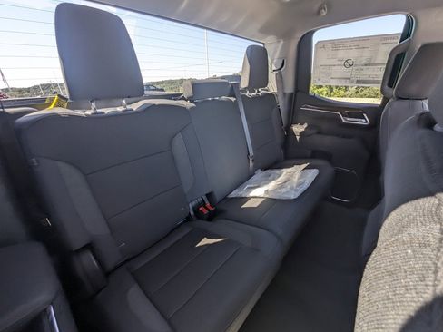New 2026 GMC Sierra 1500 Elevation image 17