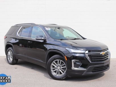 Used 2023 Chevrolet Traverse LT