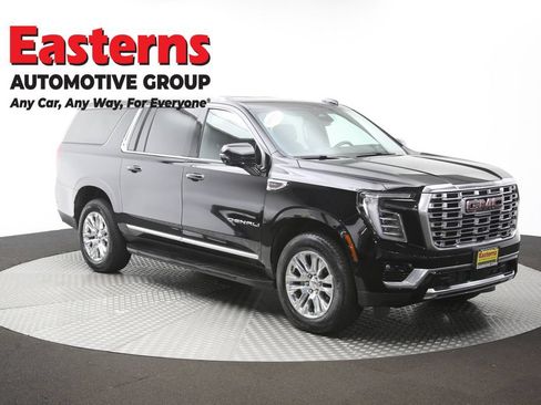 Used 2025 GMC Yukon XL Denali AWD/4WD image 52