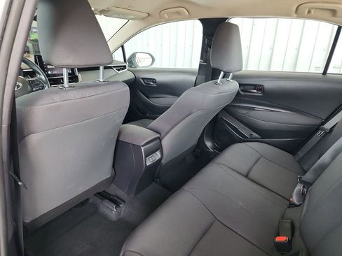 Used 2025 Toyota Corolla LE FWD image 34