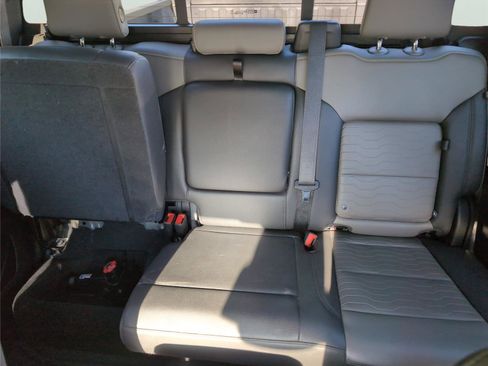 Used 2022 Chevrolet Silverado 1500 ZR2 image 24