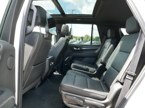 Used 2021 GMC Yukon Denali w/ Denali Ultimate Package AWD/4WD image 34