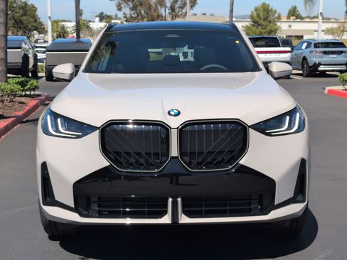 New 2026 BMW X3 xDrive30 w/ Premium Package image 3