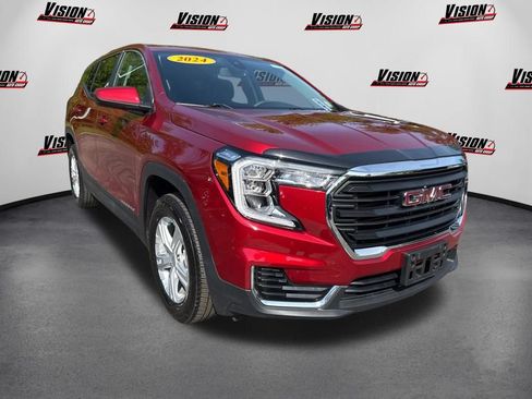 Used 2024 GMC Terrain SLE AWD/4WD image 3