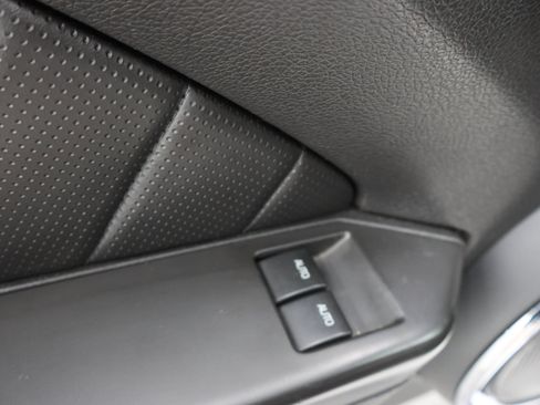 Used 2011 Ford Mustang GT Premium RWD image 43
