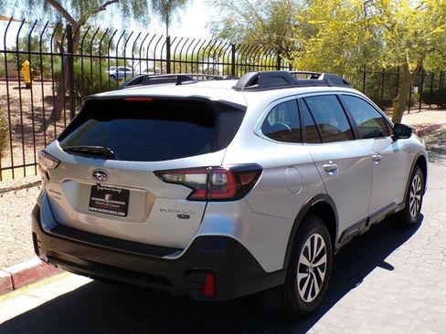 Used 2020 Subaru Outback image 6