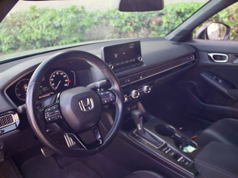 Used 2024 Honda Civic Sport image 10
