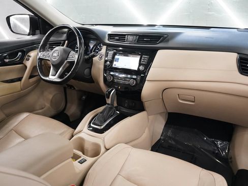 Used 2017 Nissan Rogue SL w/ SL Premium Package FWD image 35