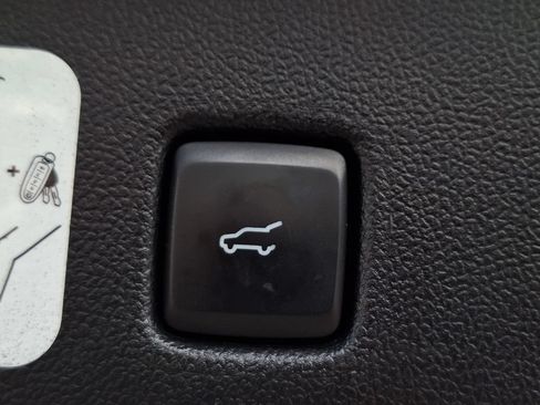 Used 2020 Ford Escape SEL AWD/4WD image 24