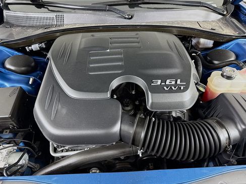 Used 2023 Chrysler 300 Touring L w/ Safetytec Plus Group image 31