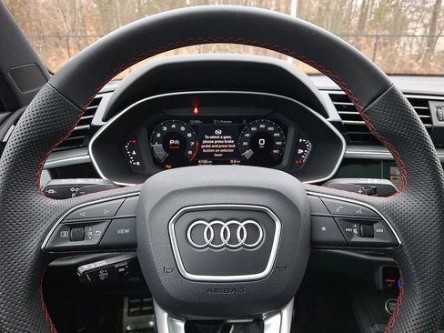 Used 2025 Audi Q3 2.0T Premium Plus w/ Premium Plus Package image 20