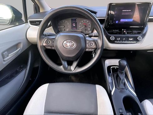 Used 2023 Toyota Corolla LE FWD image 6