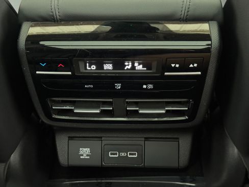 Used 2024 Acura MDX FWD image 36