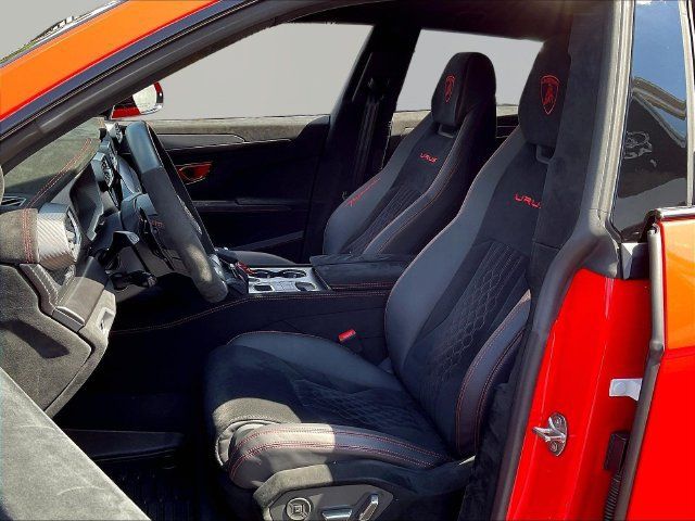 Used 2023 Lamborghini Urus Performante AWD/4WD image 21