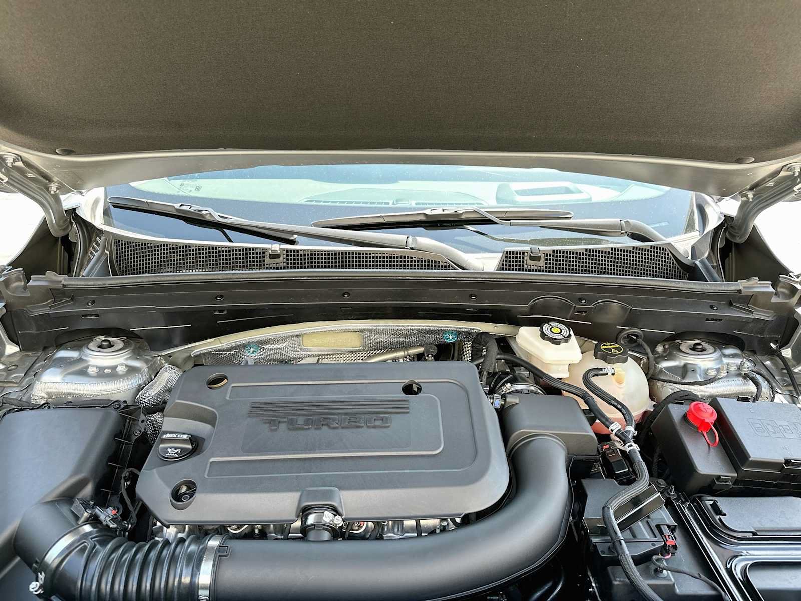 Used 2025 Buick Envision Avenir AWD/4WD image 31