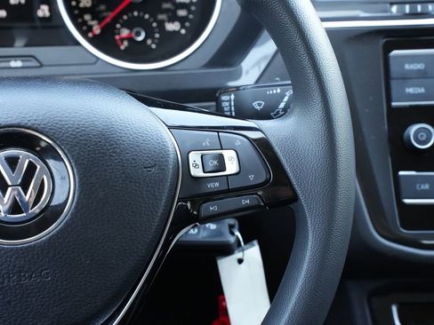 Used 2019 Volkswagen Tiguan S FWD image 8