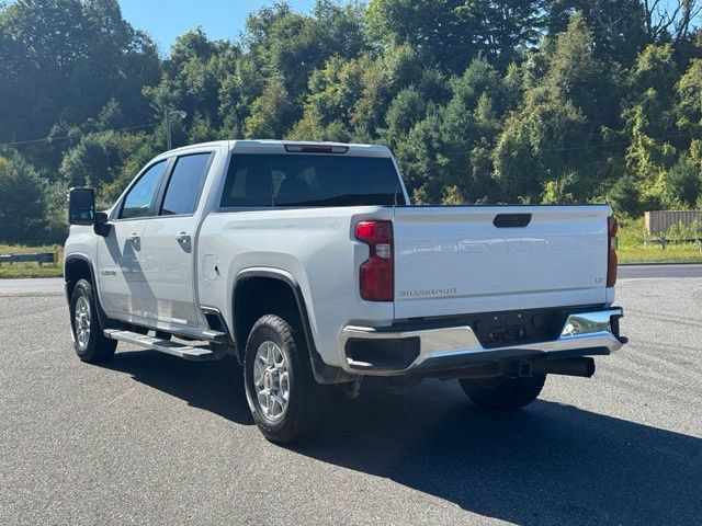 Used 2023 Chevrolet Silverado 2500 LT w/ Convenience Package AWD/4WD image 5