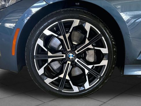 Used 2025 BMW 330i Sedan RWD image 10