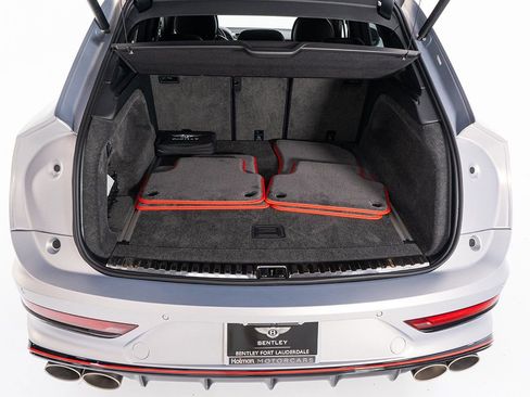 New 2026 Bentley Bentayga Speed AWD/4WD image 38