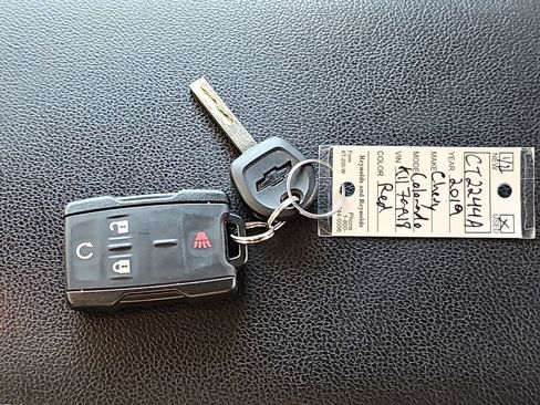 Used 2019 Chevrolet Colorado LT w/ LPO, Premium Interior Package AWD/4WD image 39