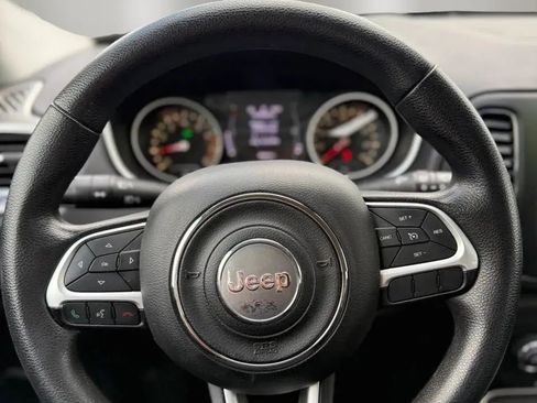 Used 2017 Jeep Compass Sport AWD/4WD image 12