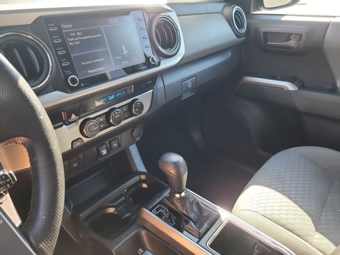 Certified 2021 Toyota Tacoma SR5 image 21