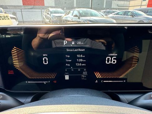 New 2025 Kia K4 LXS image 16