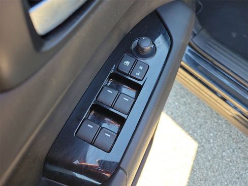 Used 2025 MAZDA CX-5 AWD 2.5 S w/ Preferred Package image 15